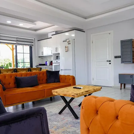 Villa Lux *