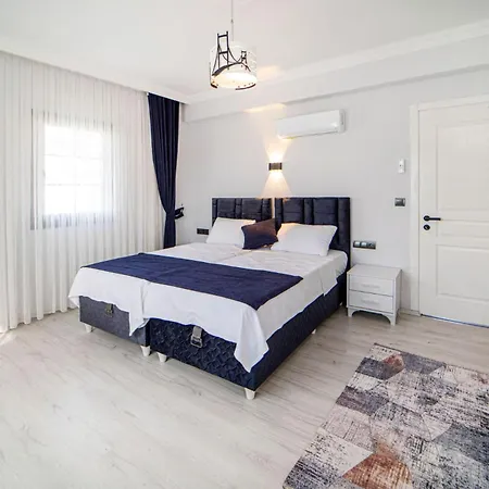 Lux Villa