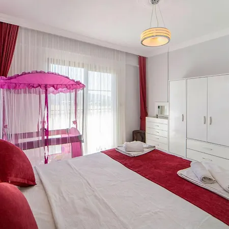Lux Villa *